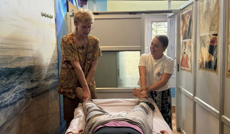 21-Day Alternative Therapy Course in Rishikesh, India