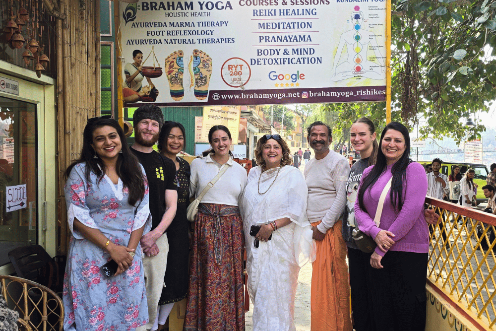 Ayurveda Shirodhara session
